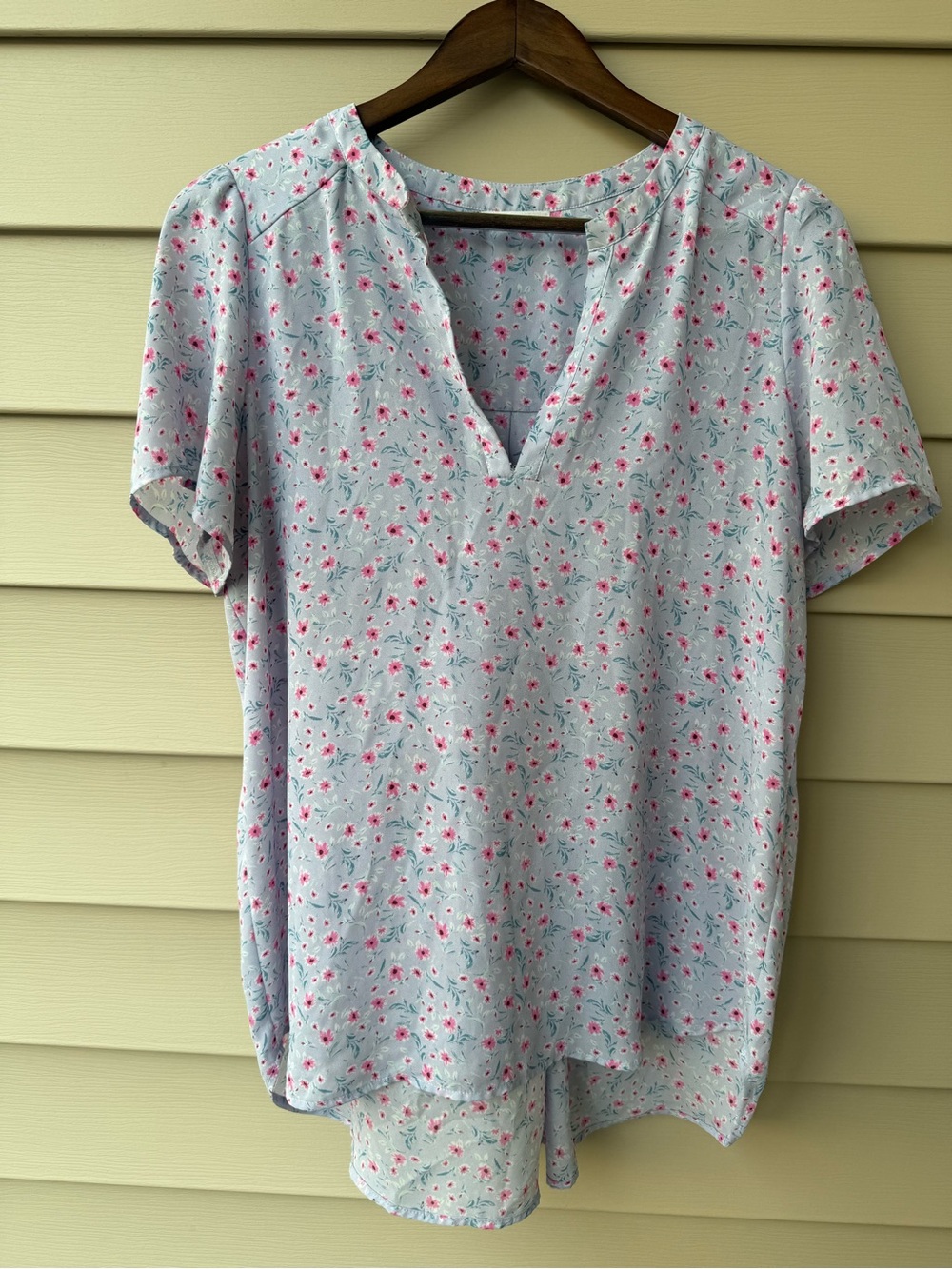 PLEIONE Floral Short Sleeve Blouse Size Medium Purple Pink